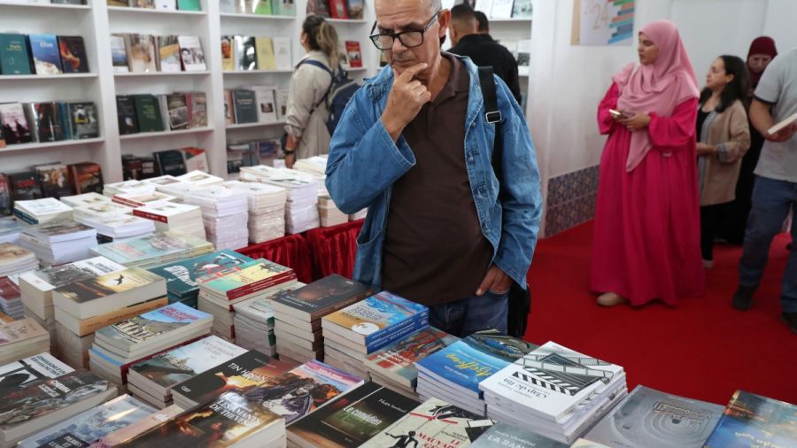 Absence remarquée du roman de Kamel Daoud au Salon du livre d’Alger