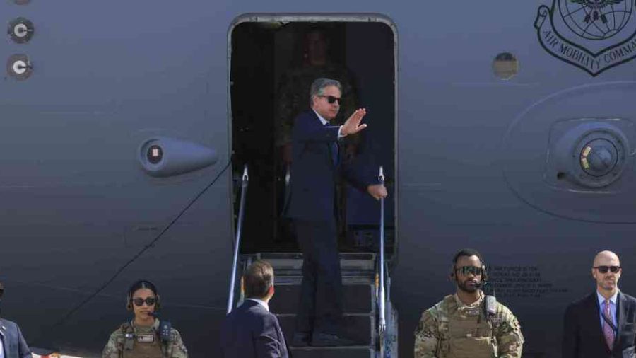 Blinken arrivé en Egypte pour des discussions en vue d'une trêve à Gaza