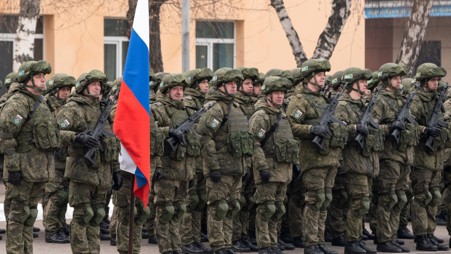 Les militaires russes entament leur retrait du Kazakhstan