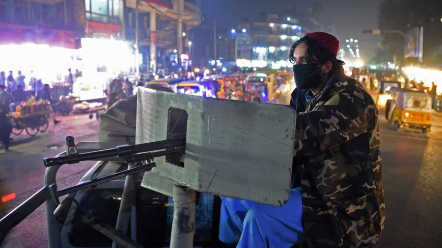 Afghanistan: entre talibans et EI, peur sur la ville à Jalalabad