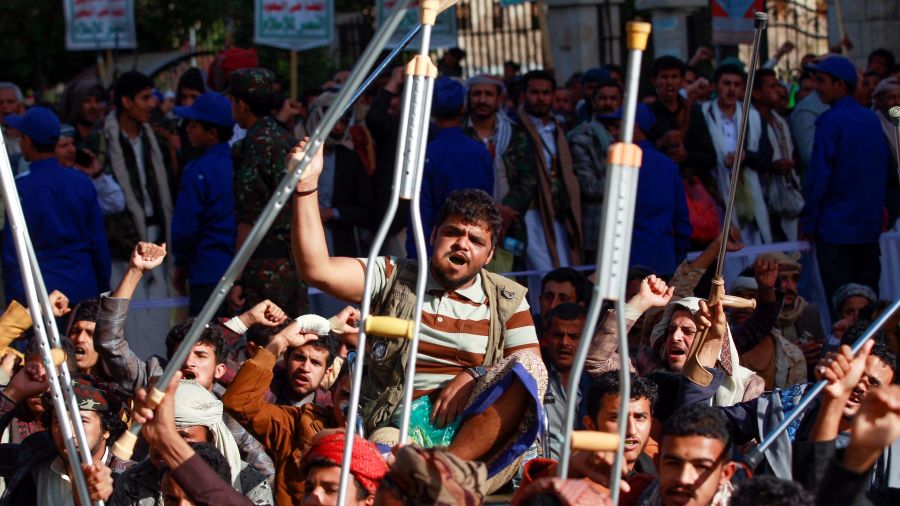 Yémen: recherches dans les décombres d'une prison visée par la Coalition arabe