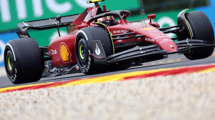 GP de Belgique: Verstappen en menace lointaine, Sainz en pole