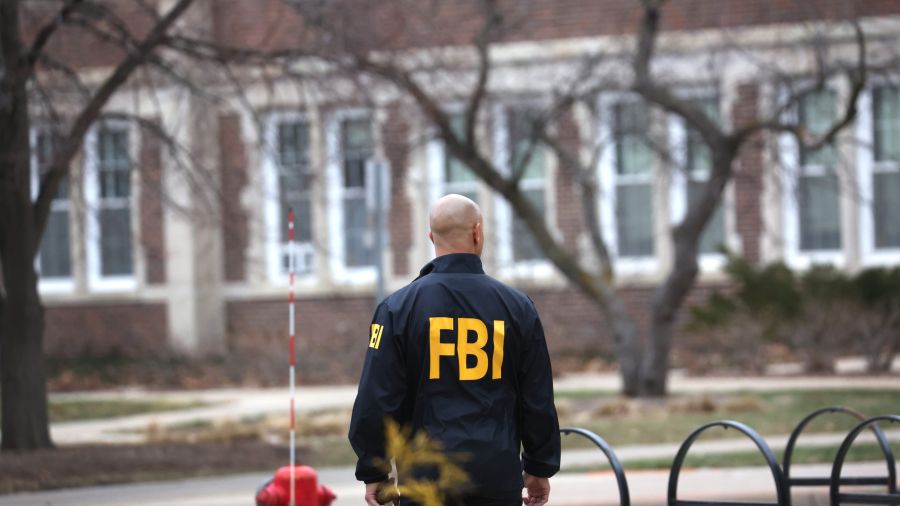 Le FBI espionne toujours illégalement les Américains