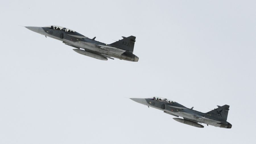 La Suède intercepte deux chasseurs russes près de son espace aérien
