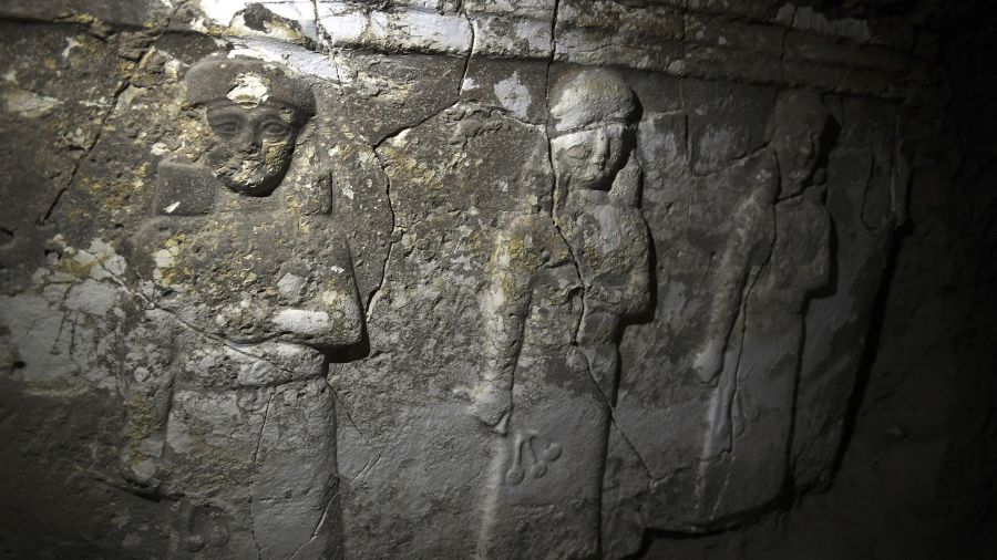 Tombes anciennes découvertes en Irak à cause de la sécheresse