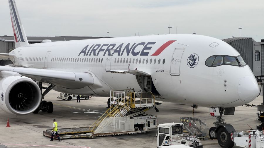 Le transport aérien mondial a bien résisté en mars malgré la guerre au Moyen-Orient