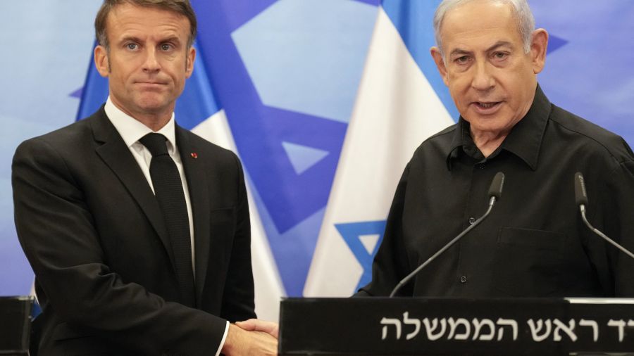 Macron exhorte Netanyahou à permettre à l'ONU d'accomplir \