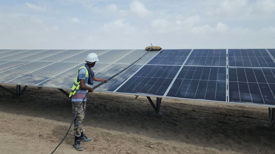Abou Dhabi promet un milliard de dollars pour reconstruire le secteur énergétique du Yémen