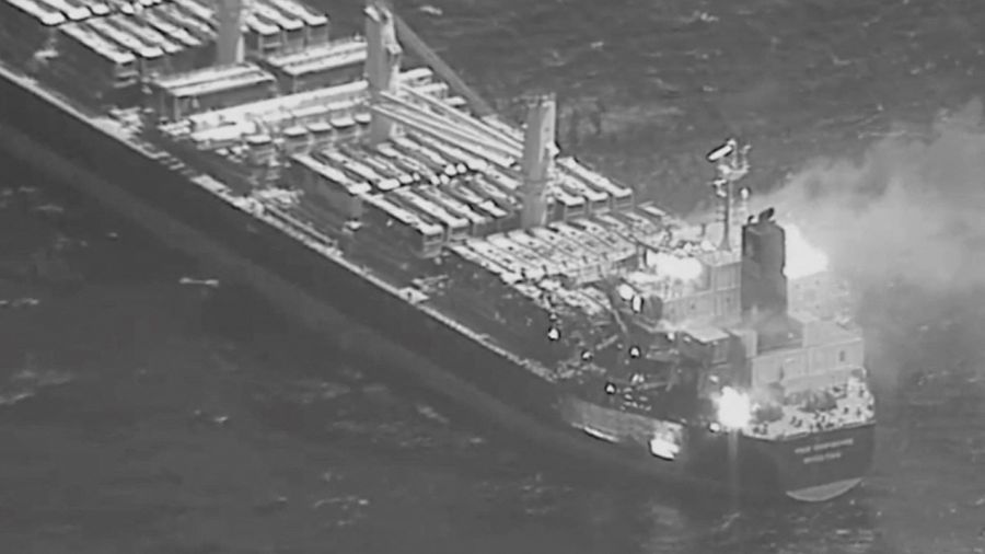 Un navire touché par un missile au large du Yémen