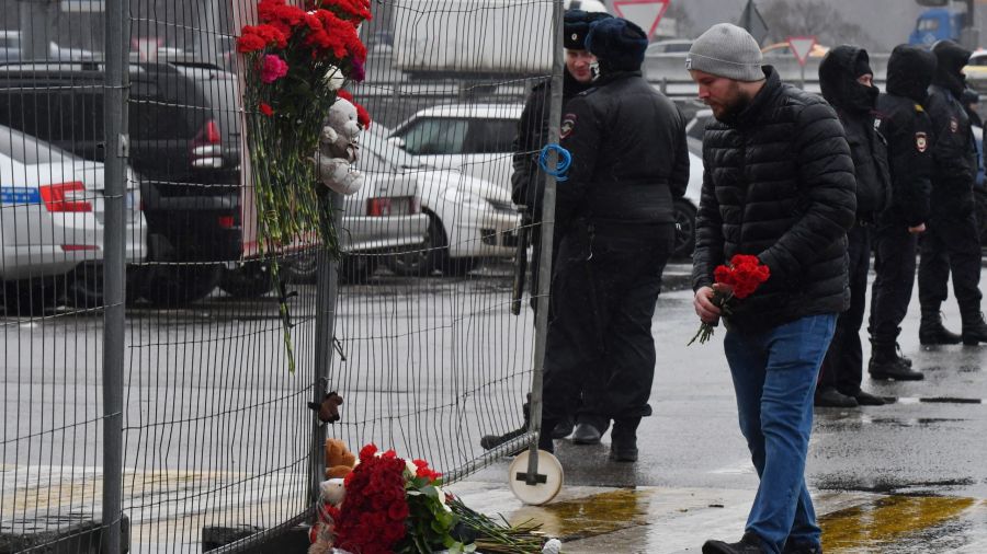 Moscou: Au moins 93 tués, 11 suspects arrêtés