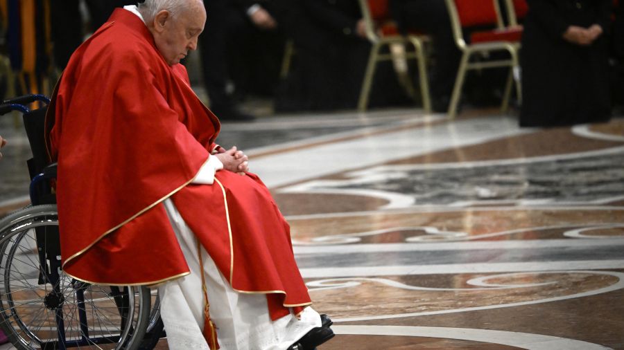 Le Pape François appelle à prier pour le Liban et la paix mondiale depuis l'hôpital
