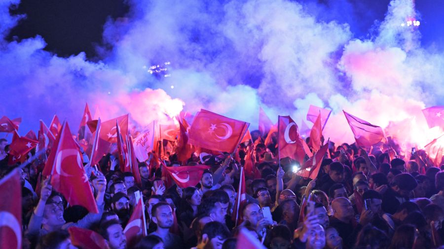 Turquie : cinq maires du principal parti d'opposition placés en détention