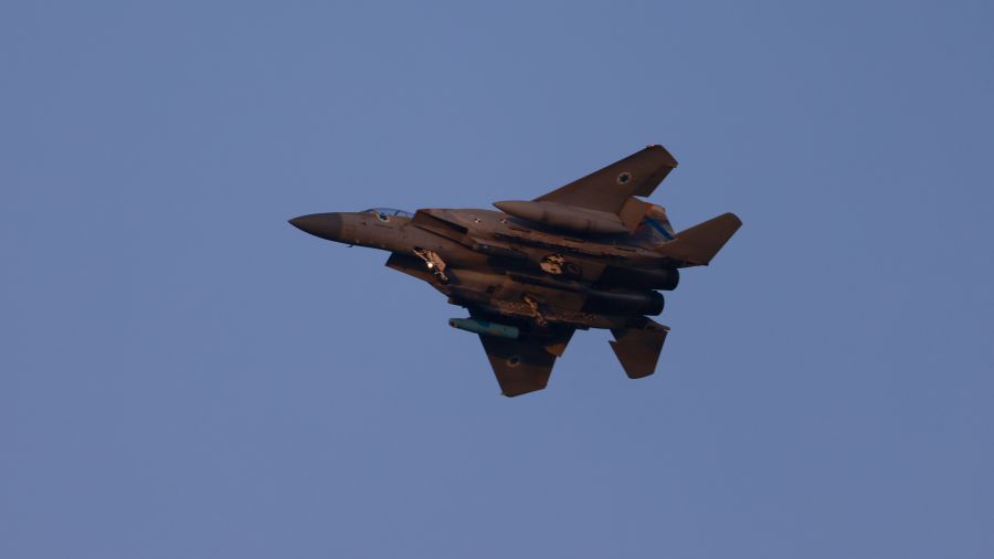 La défense antiaérienne syrienne intercepte des «cibles ennemies»