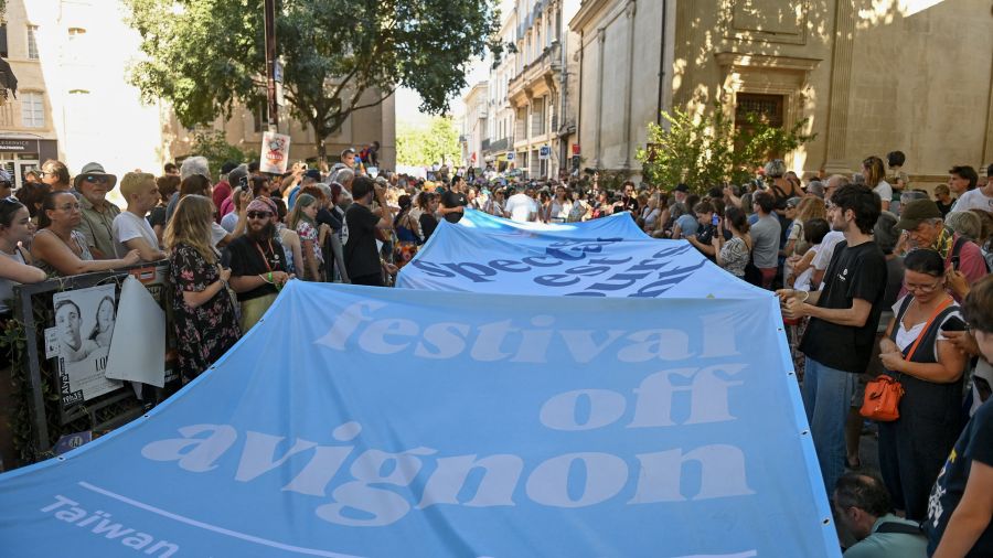 Théâtre, musique, humour: le Off d’Avignon met le cap sur le Brésil
