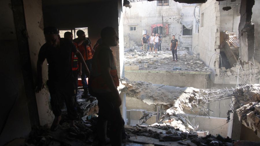 Gaza: malgré les efforts de trêve, les bombardements se poursuivent