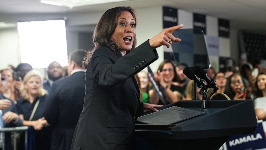 Kamala Harris se lance en campagne contre Trump