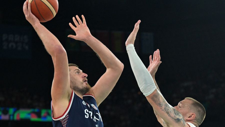 Euro de basket: la Serbie éliminée, première sensation à Riga