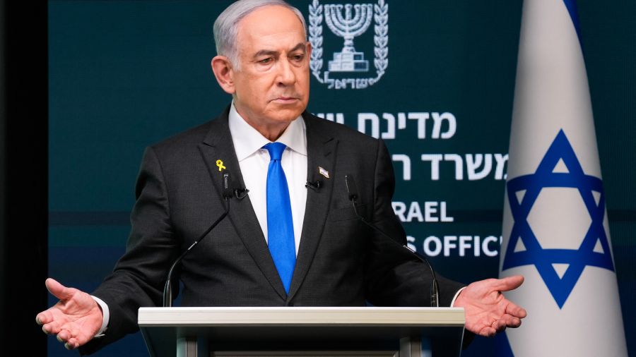 Netanyahou fustige l'appel de Macron à stopper les livraisons d'armes pour Israël