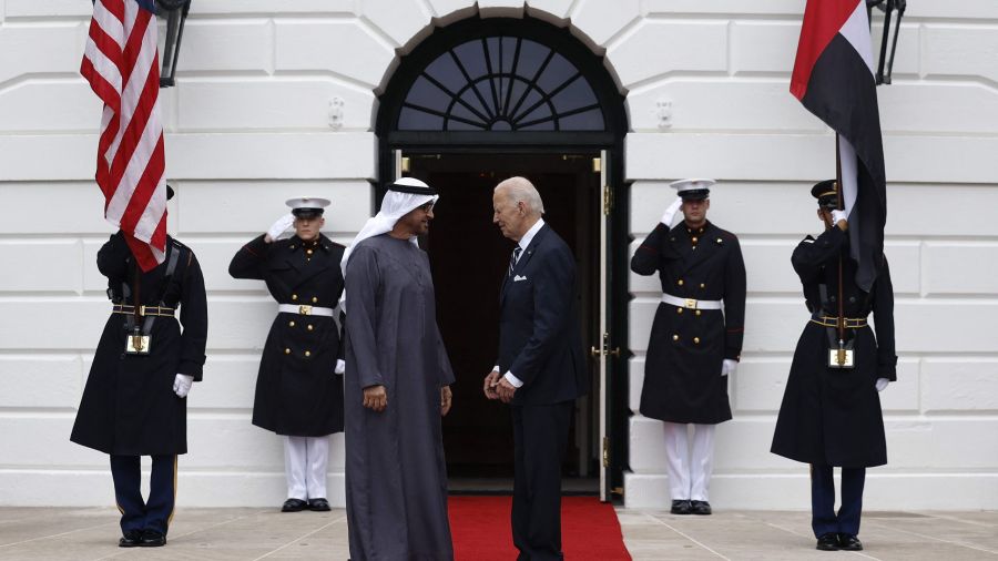 Biden et le président émirati discutent des conflits au Moyen-Orient