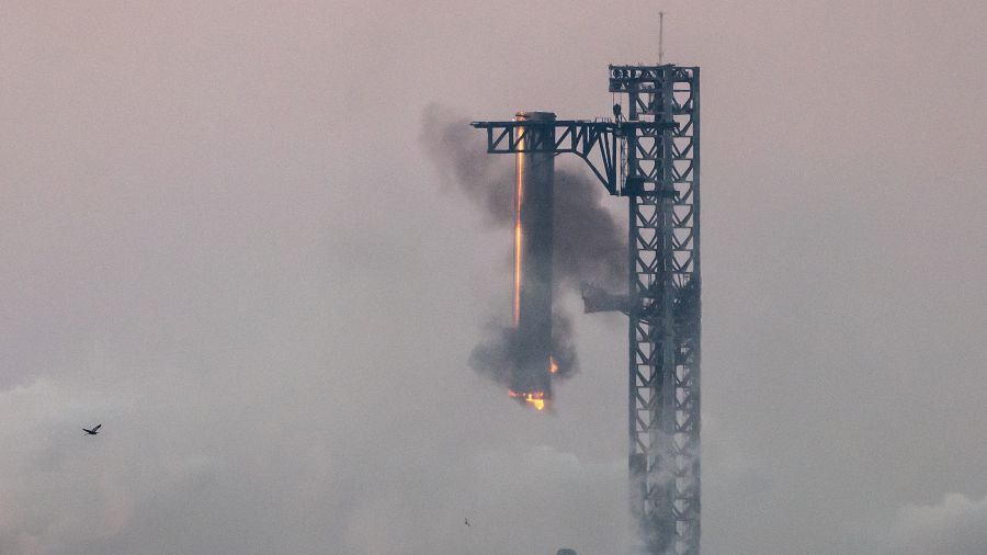 SpaceX réussit à rattraper une partie de sa mégafusée Starship
