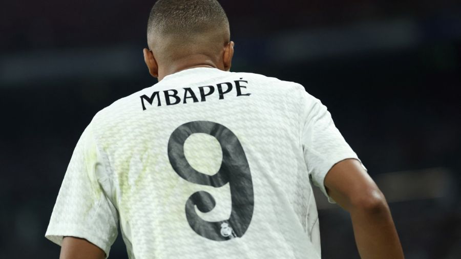 Tour d'Europe des stades: Mbappé de retour sur les pelouses, ten Hag sous pression à Manchester