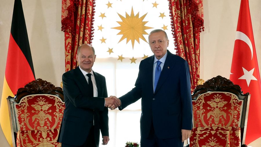 A Istanbul, Scholz et Erdogan affichent l'unité pour masquer leurs désaccords