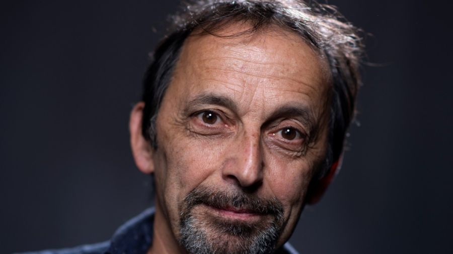 Éric Métayer, un retour triomphant sur scène dans “Un monde fou”
