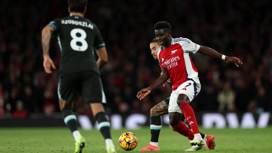 Liverpool accroche Arsenal (2-2) mais perd la première place