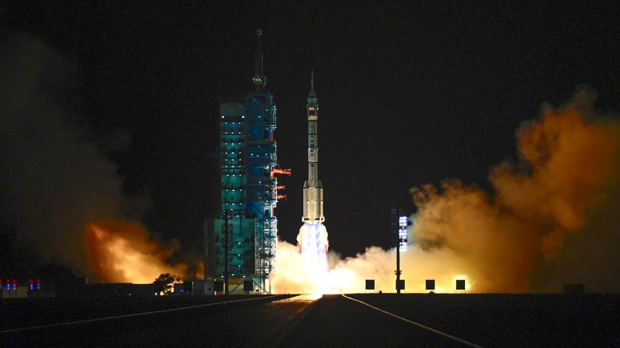 Un nouvel équipage arrive dans la station spatiale chinoise