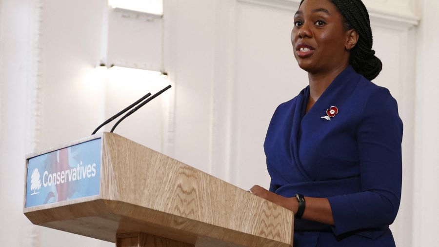 Kemi Badenoch nouvelle cheffe des Tories britanniques, qui prennent un virage à droite
