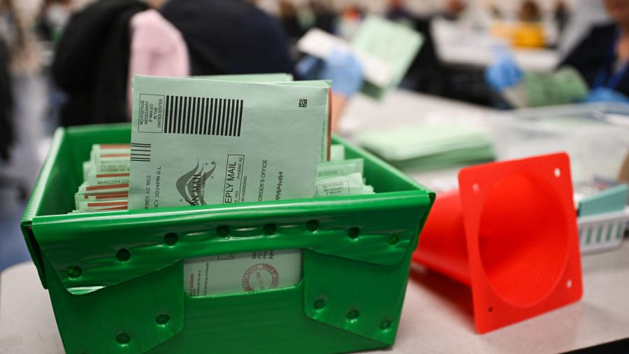 Trump cible le vote par correspondance avant les élections américaines de 2026