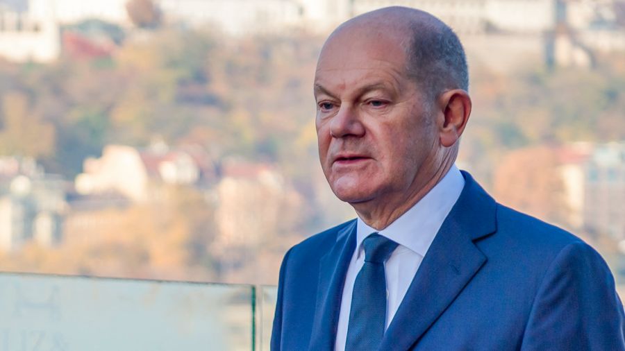 Crise en Allemagne: Scholz se dit ouvert à des discussions sur la date d'élections anticipées