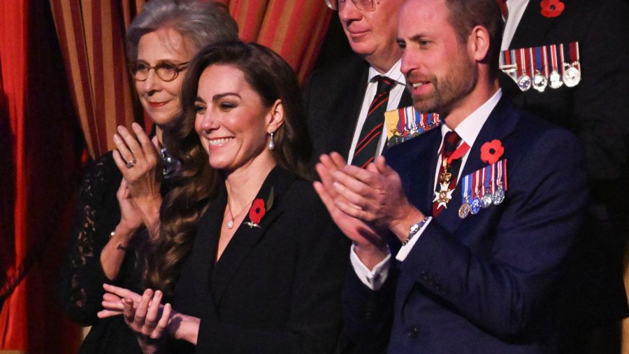 Royaume-Uni: Kate participe à un événement commémoratif
