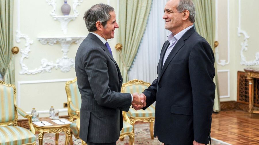 Visite du chef de l'AIEA à Téhéran, le président iranien prêt à \