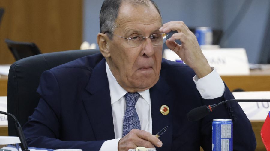 Moscou et Kiev envoient leurs chefs de la diplomatie à Malte
