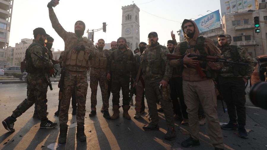 Syrie: le chef de HTS dit vouloir renverser le président Assad