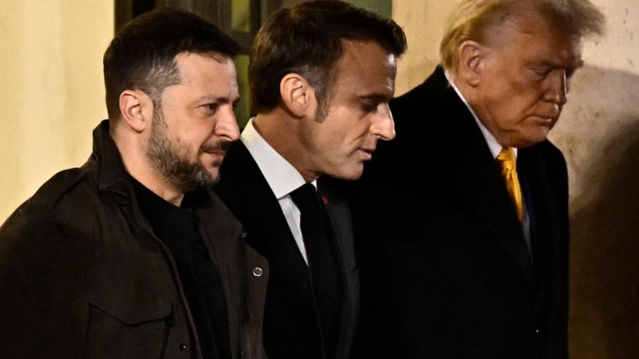 À Paris, Zelensky espère une \