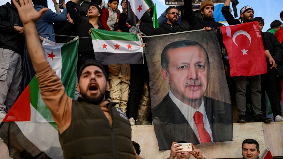 Ankara et le nouveau pouvoir syrien s'affichent au grand jour