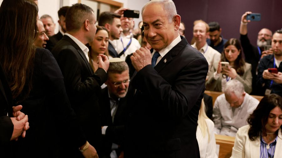 Israël: Netanyahu arrive au tribunal pour la reprise de son procès pour corruption