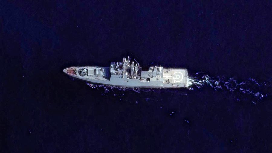 L'armée danoise dit qu'une frégate russe a tiré des fusées éclairantes sur un hélicoptère