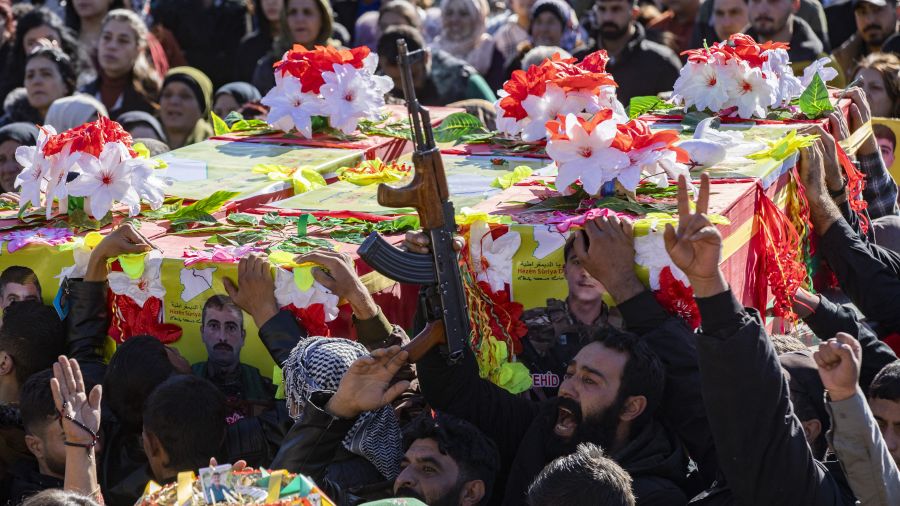 Syrie: 31 morts dans les combats entre factions kurdes et proturques