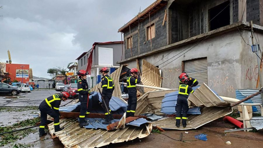 Le cyclone Chido ravage la Mayotte et fait des centaines de morts