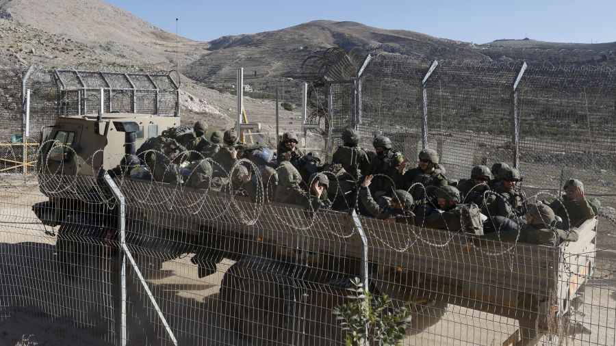 L'armée israélienne dit avoir tiré dans les jambes d'un manifestant en Syrie