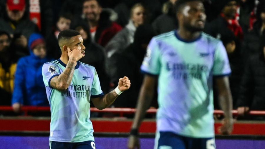Angleterre: Arsenal s'impose et suit le rythme de Liverpool