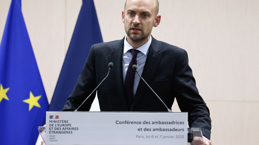 La France exige la libération de ses otages en Iran
