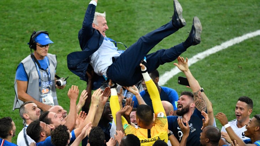 Foot: Deschamps et les Bleus, clap de fin en 2026