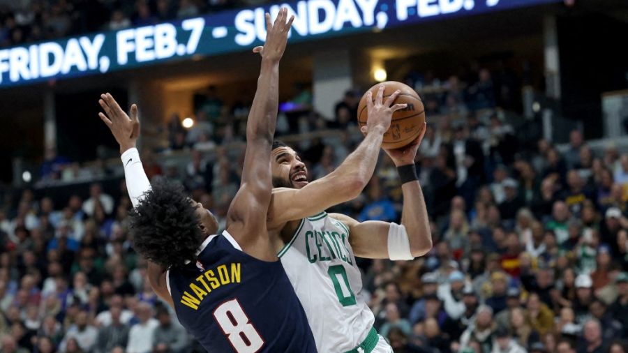 NBA: tir final de folie pour Trae Young, Boston bat Denver