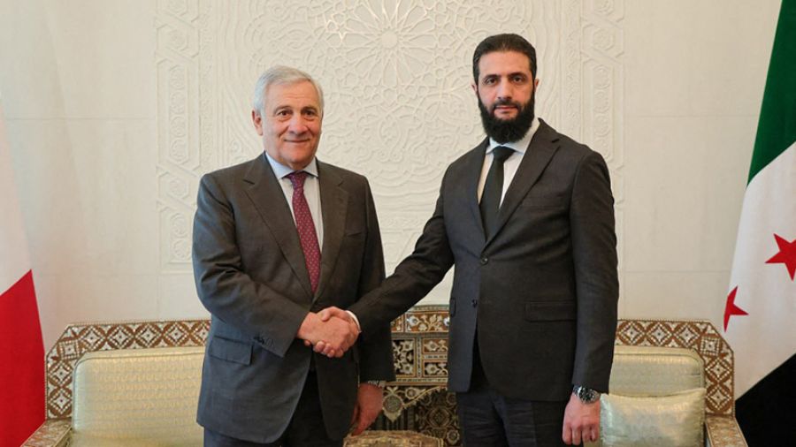 Le chef de la diplomatie italienne rencontre le nouveau dirigeant syrien à Damas