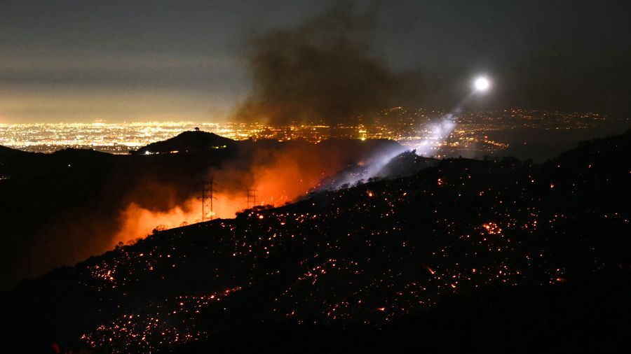 Les vents de Santa Ana, un phénomène qui favorise les incendies de Los Angeles