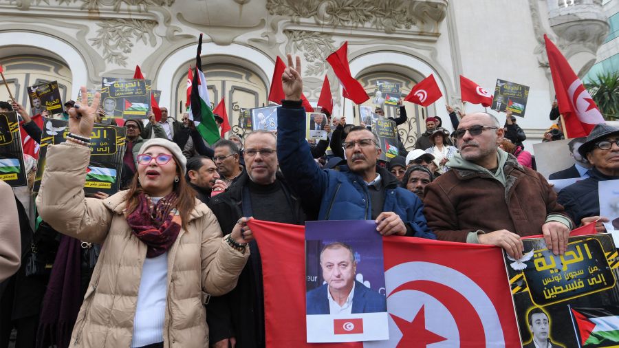 Tunisie: manifestations contre le pouvoir au 14e anniversaire de la Révolution